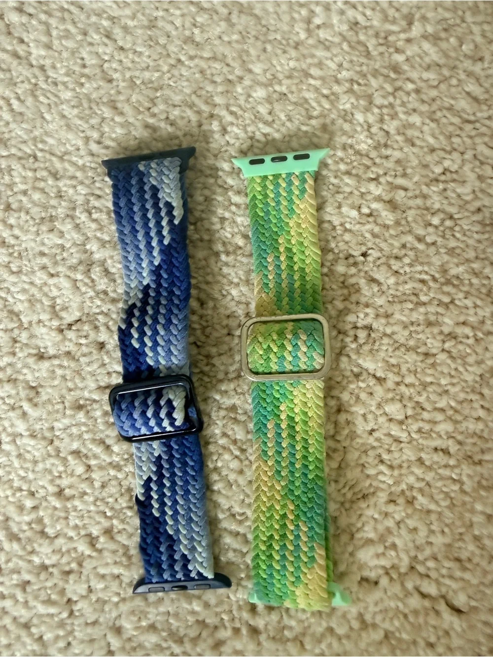 Apple Watch SE 40mm with Sandstone Band & FOUR Adjustable Fabric Bands